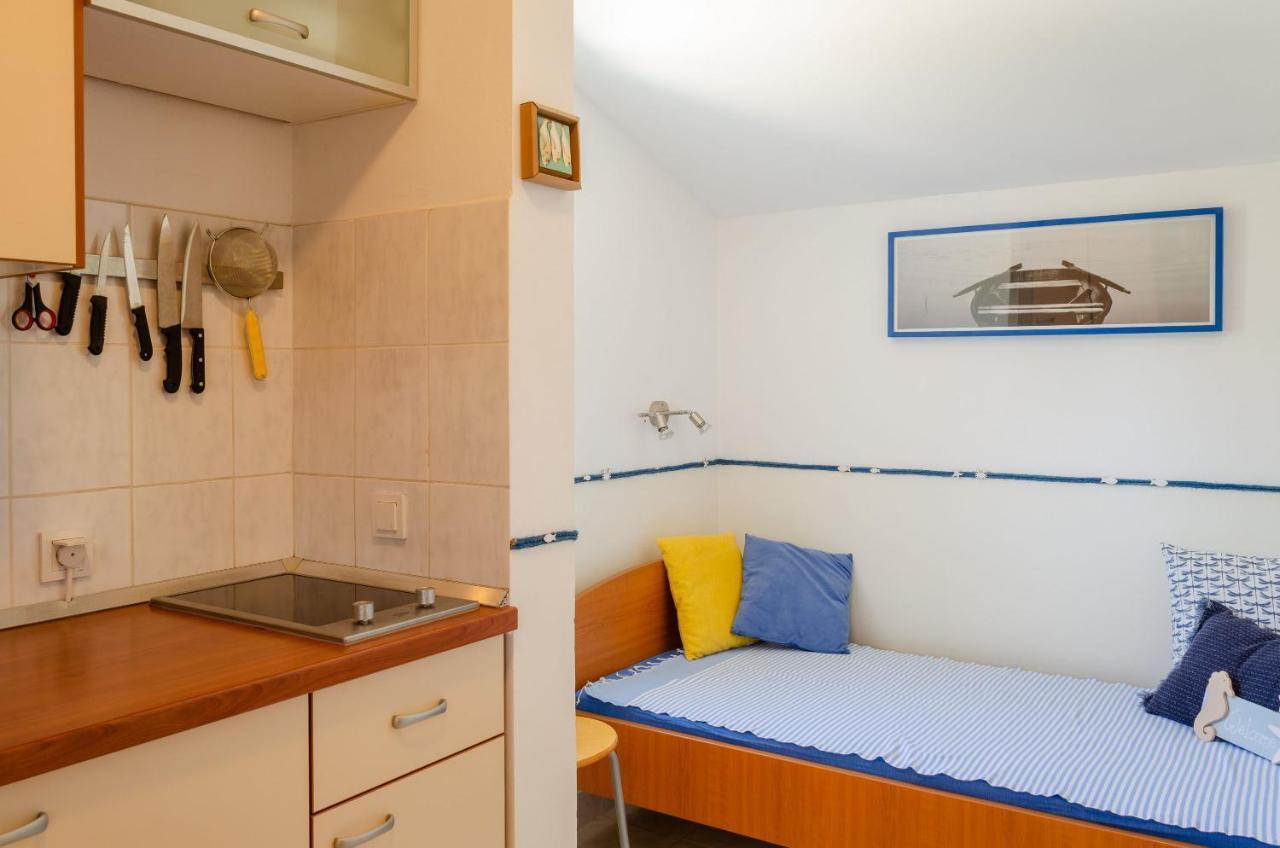 Apartment Tanja Вела-Лука Экстерьер фото