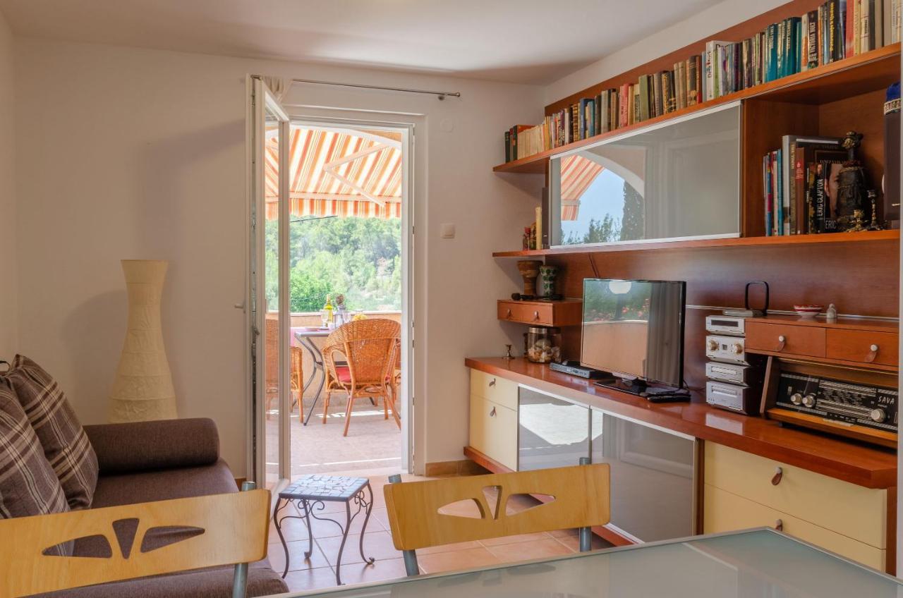 Apartment Tanja Вела-Лука Экстерьер фото